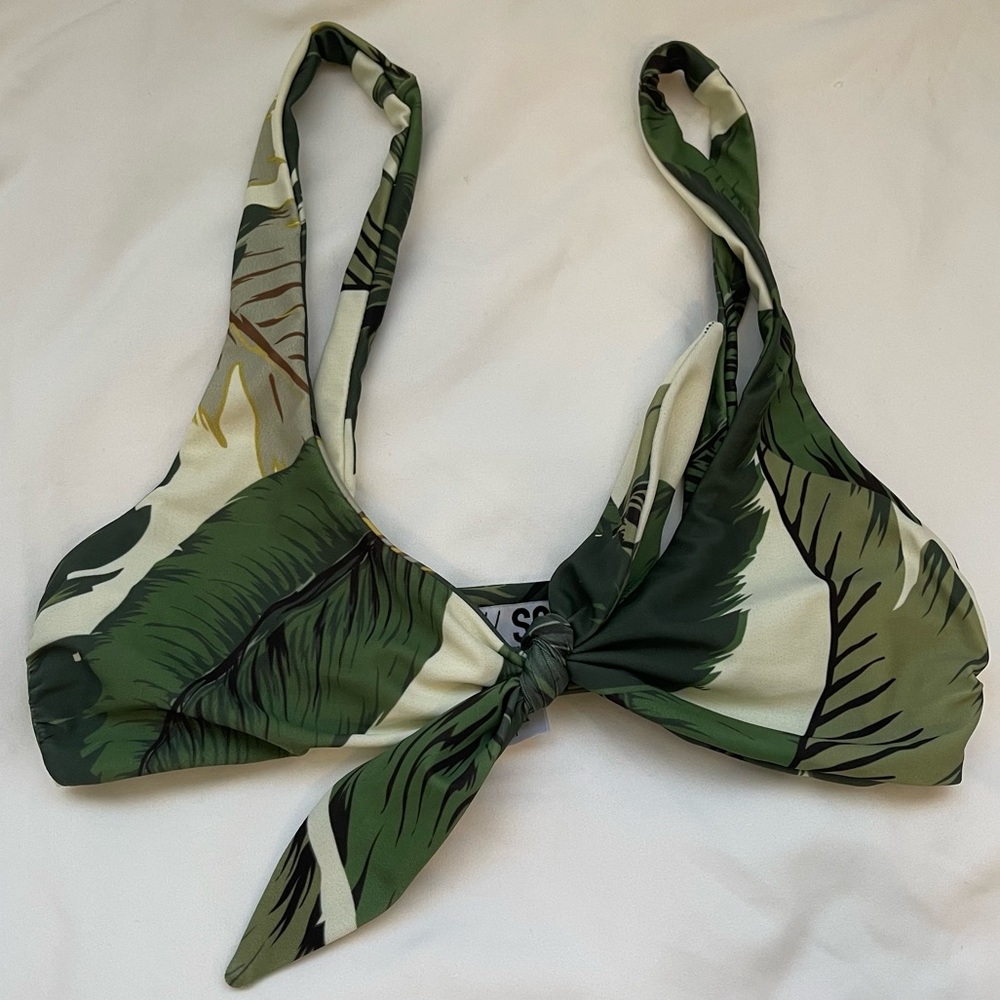 Beach Riot Bikini Top